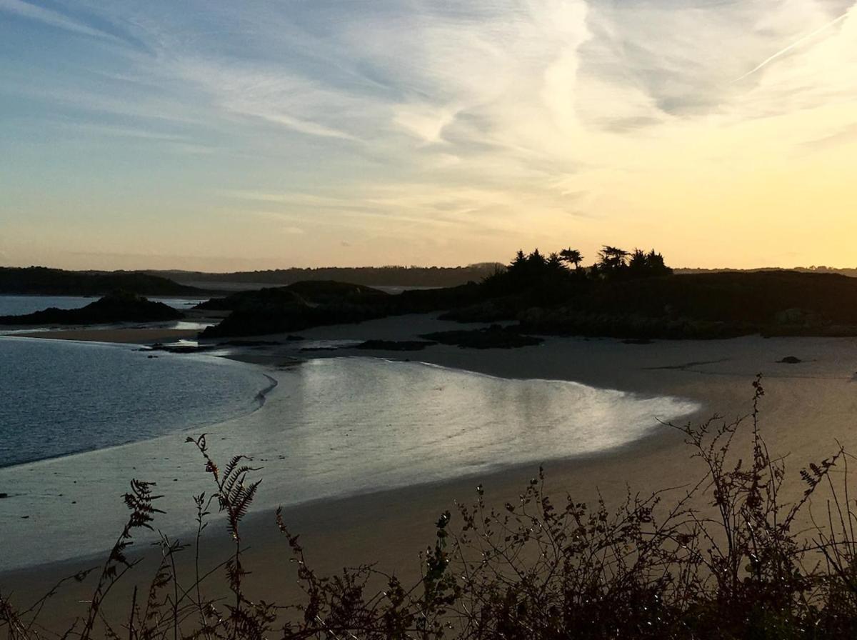 Les Jeux Du Vent -Saint Jacut De La Mer Esterno foto